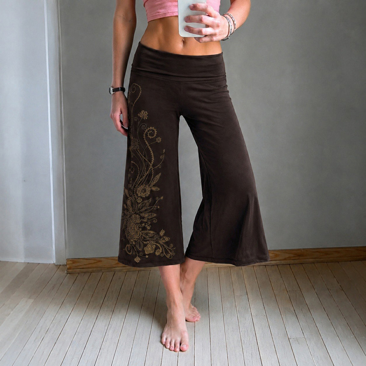 The Amara Floral-Print Cropped Wide-Leg Trousers